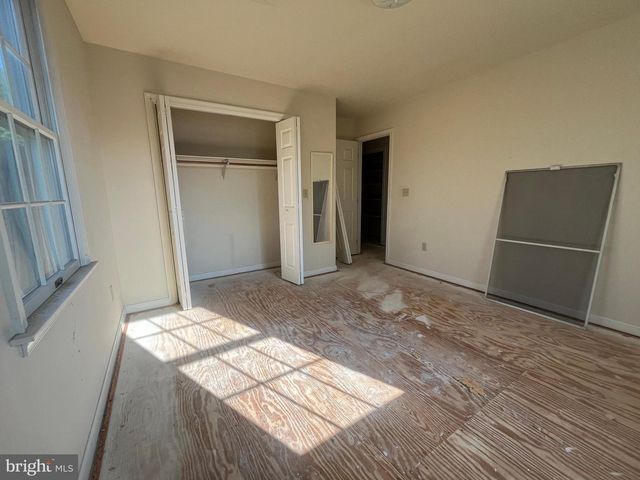 150 S S PRICE AVENUE, Waynesboro, PA 17268