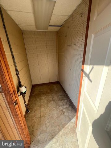 150 S S PRICE AVENUE, Waynesboro, PA 17268