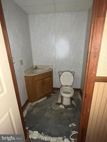 150 S S PRICE AVENUE, Waynesboro, PA 17268