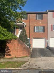 150 S S PRICE AVENUE, Waynesboro, PA 17268