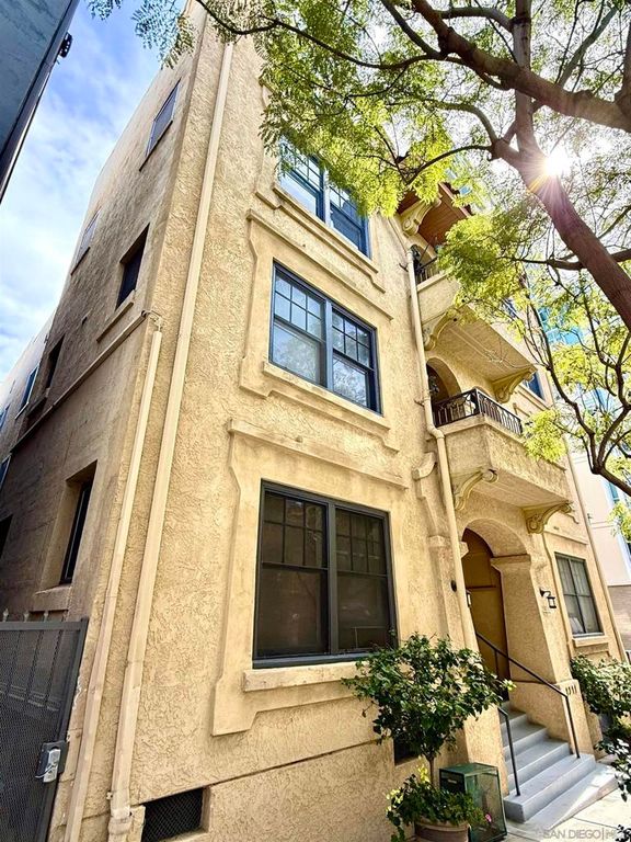 1541 8th Avenue, San Diego, CA 92101