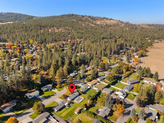 3811 S SUNDOWN Dr, Spokane Valley, WA 99206