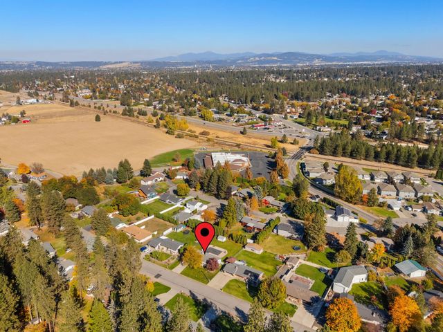 3811 S SUNDOWN Dr, Spokane Valley, WA 99206