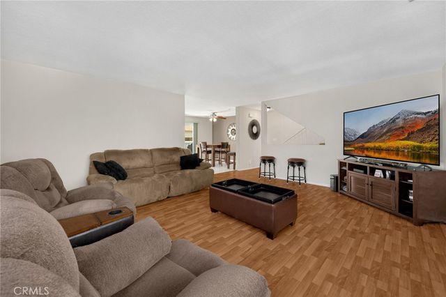 570 W 14th 4, San Pedro, CA 90731