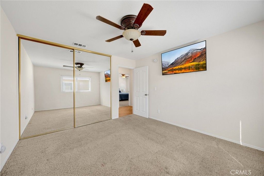 Image 17 of property listing at 570 W 14th 4, San Pedro, CA 90731