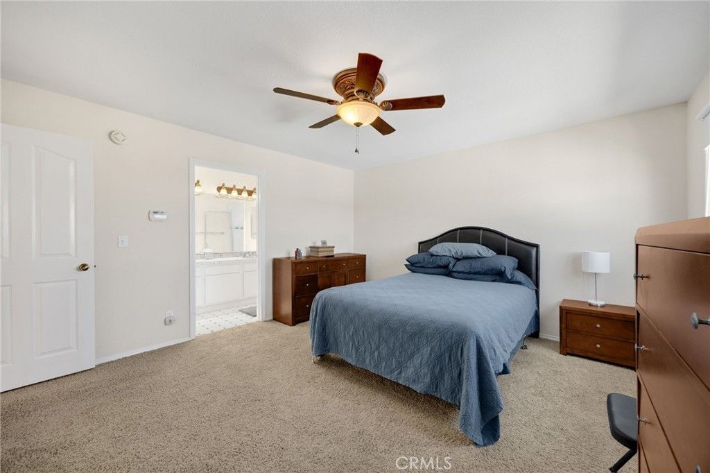 Image 24 of property listing at 570 W 14th 4, San Pedro, CA 90731