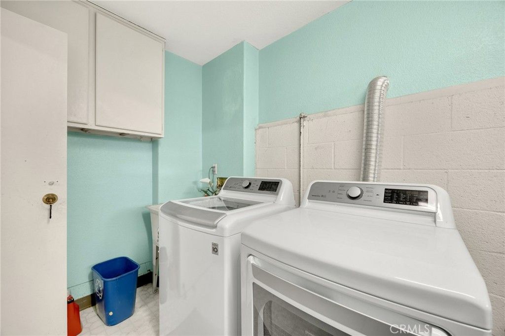 Image 29 of property listing at 570 W 14th 4, San Pedro, CA 90731