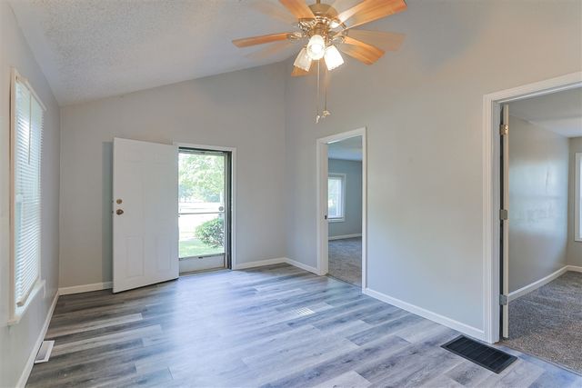 104 Clyborn Street, Dowagiac, MI 49047