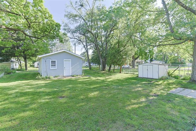 104 Clyborn Street, Dowagiac, MI 49047
