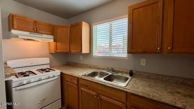 136 Keeney Court B, El Paso, TX 79907