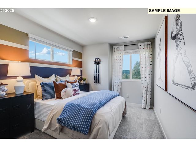 16582 Sw EVERTON St, Portland, OR 97224