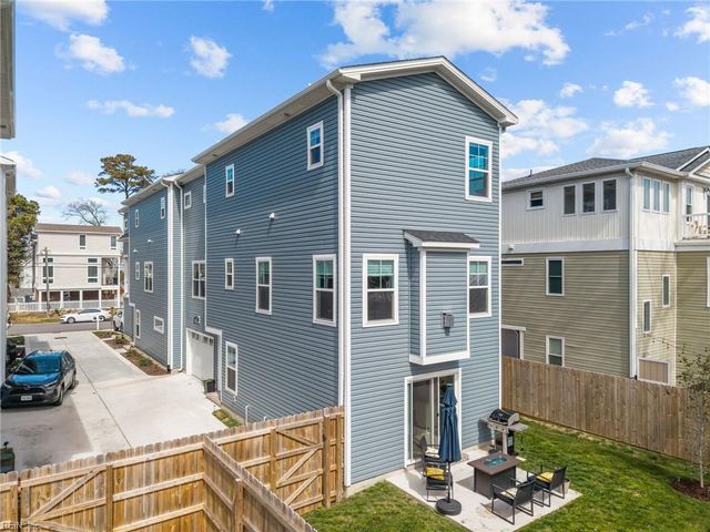 712 14th Street B, Virginia Beach, VA 23451