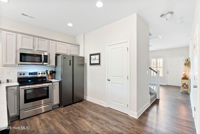 350 Trevally Court, Southport, NC 28461