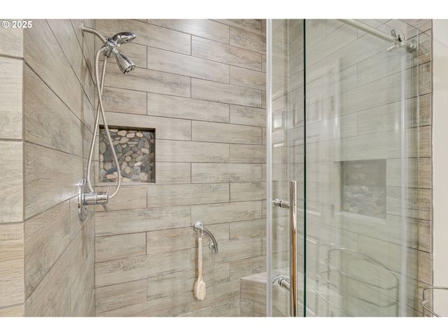 2276 37TH St, Washougal, WA 98671