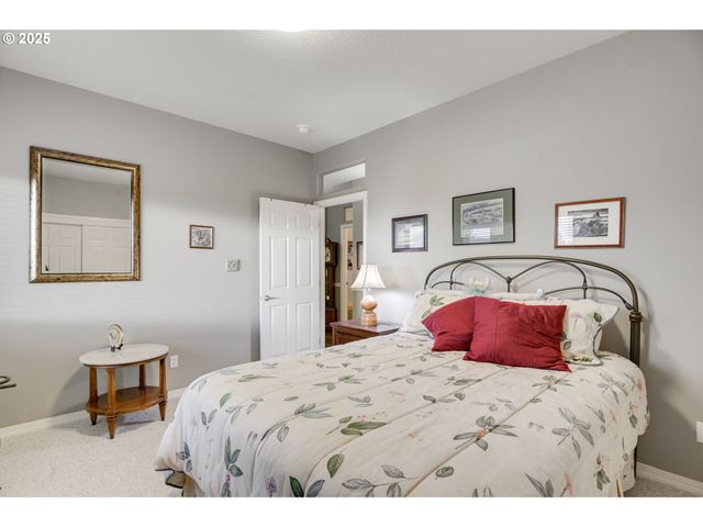 2276 37TH St, Washougal, WA 98671