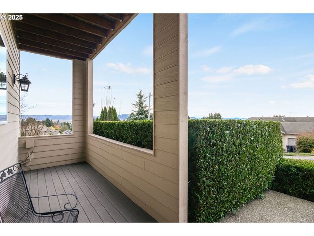 2276 37TH St, Washougal, WA 98671