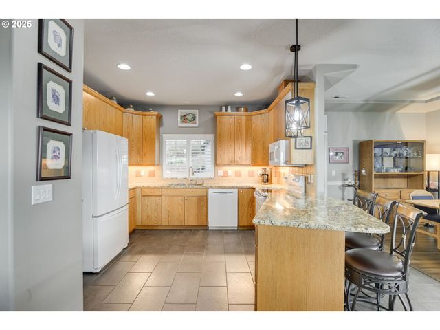 2276 37TH St, Washougal, WA 98671