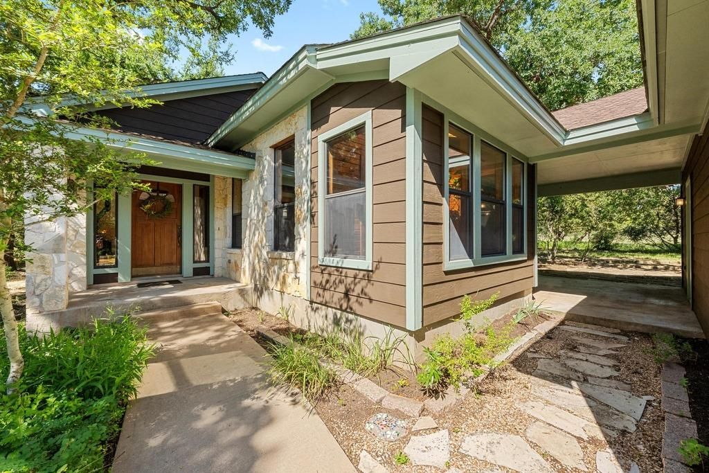 16704 Post Oak GLN, Austin, TX 78737