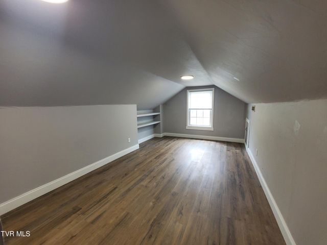 1234 Bristol Highway, Elizabethton, TN 37643
