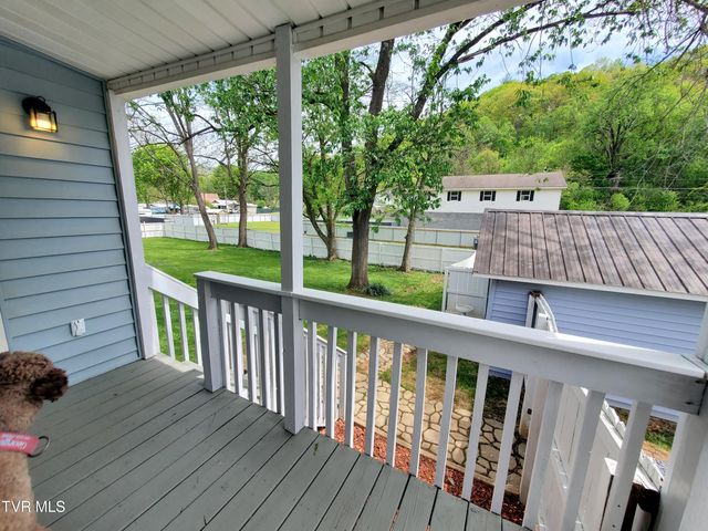 1234 Bristol Highway, Elizabethton, TN 37643