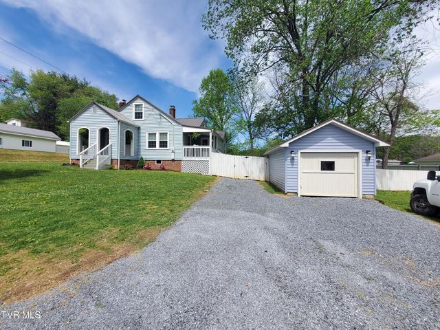 1234 Bristol Highway, Elizabethton, TN 37643
