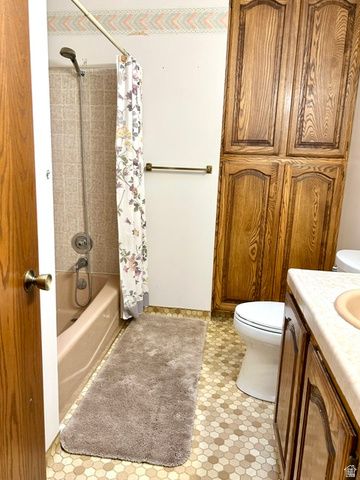 5520 S 1150 W, Riverdale, UT 84405