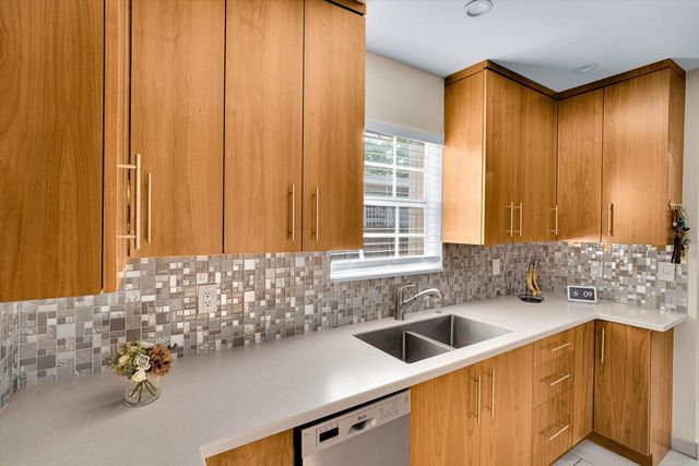 1670 NW 121st Street, North Miami, FL 33167