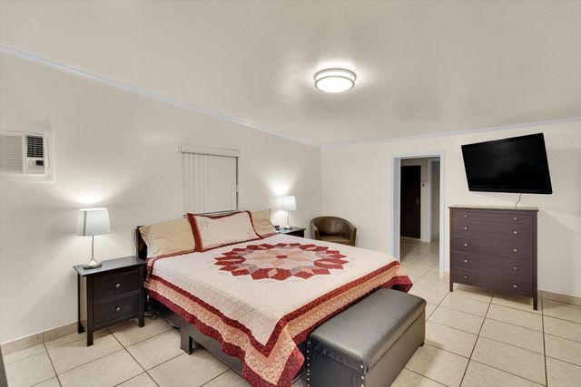 1670 NW 121st Street, North Miami, FL 33167