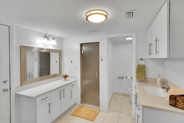 1670 NW 121st Street, North Miami, FL 33167