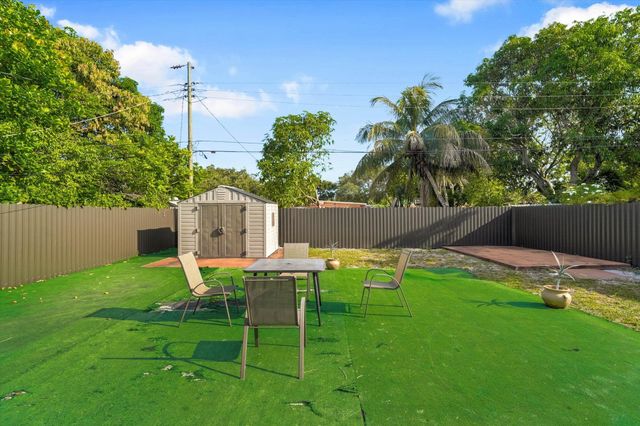 1670 NW 121st Street, North Miami, FL 33167