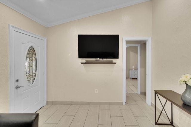 1670 NW 121st Street, North Miami, FL 33167