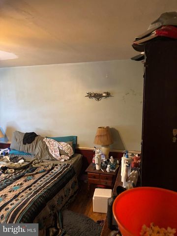 610 BRIARCLIFF RD, Upper Darby, PA 19082