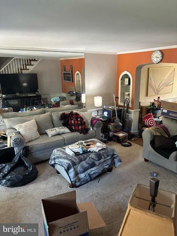 610 BRIARCLIFF RD, Upper Darby, PA 19082