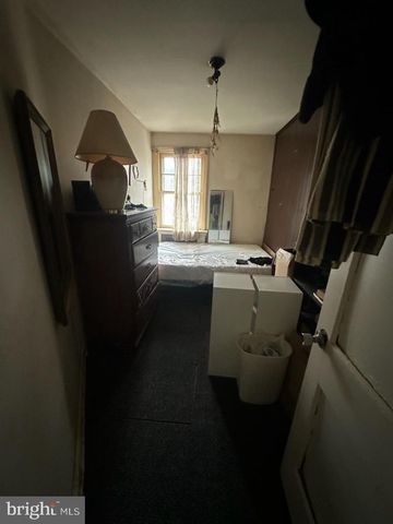 610 BRIARCLIFF RD, Upper Darby, PA 19082