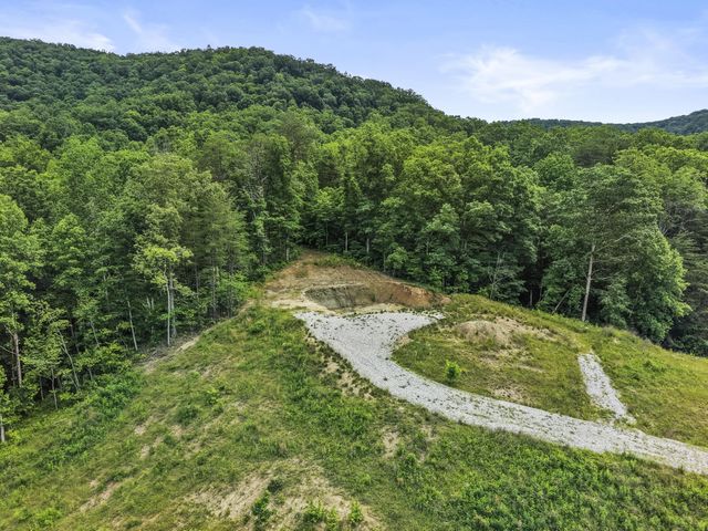 1191 Horns River Road, Irvine, KY 40336