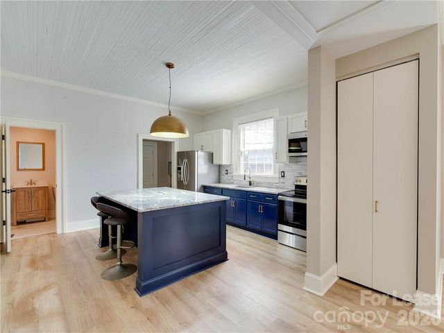 1100 Pegram Street, Charlotte, NC 28205