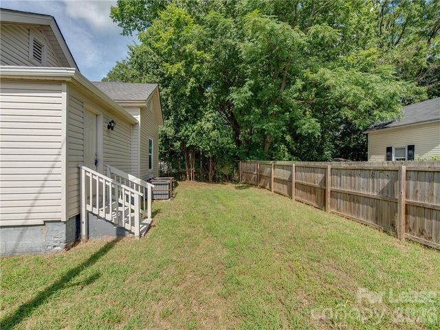 1100 Pegram Street, Charlotte, NC 28205