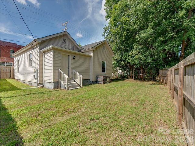 1100 Pegram Street, Charlotte, NC 28205