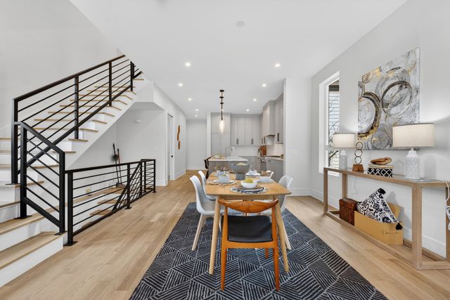 1728 N Sawyer Avenue A, Chicago, IL 60647