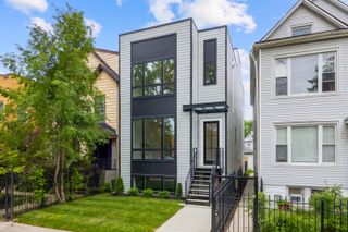 1728 N Sawyer Avenue A, Chicago, IL 60647