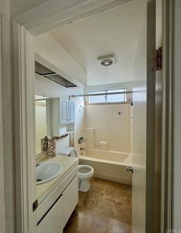 1365 La Haina Street, Ramona, CA 92065