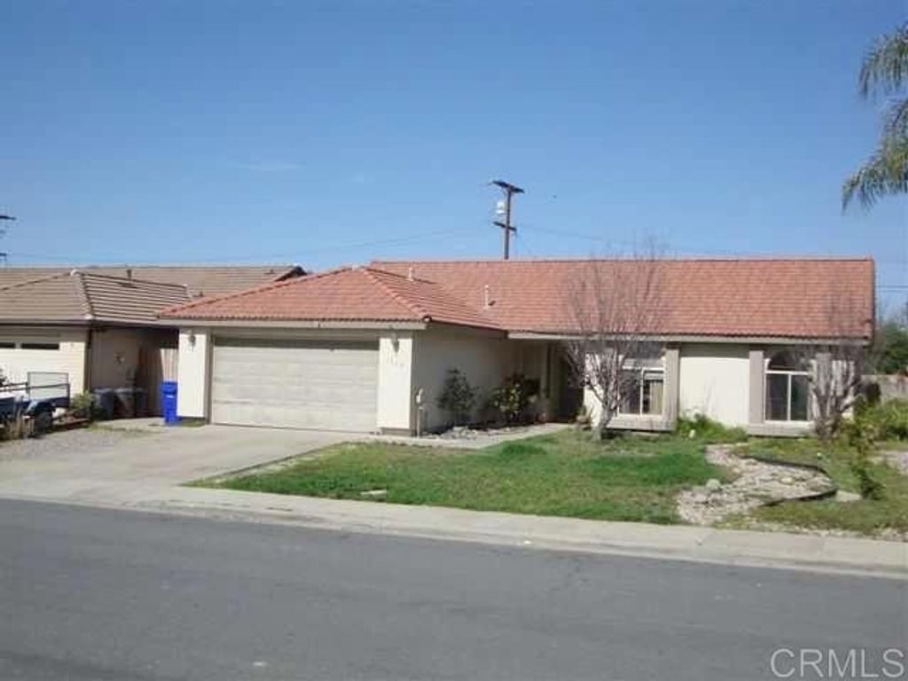 1365 La Haina Street, Ramona, CA 92065