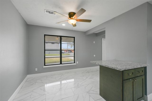 1913 Scarborough Lane, Pasadena, TX 77502