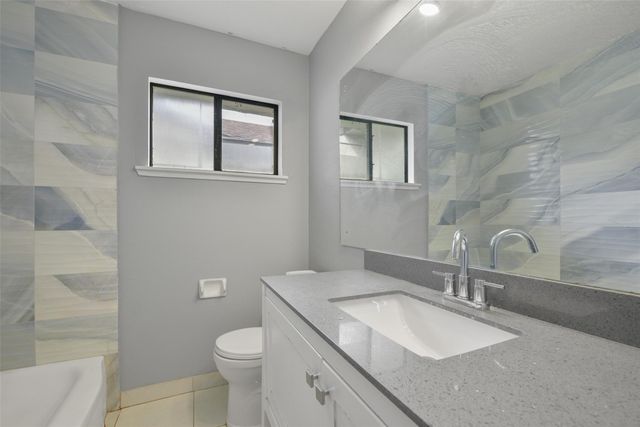 1913 Scarborough Lane, Pasadena, TX 77502
