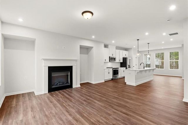 741 Payton Lane, Acworth, GA 30102