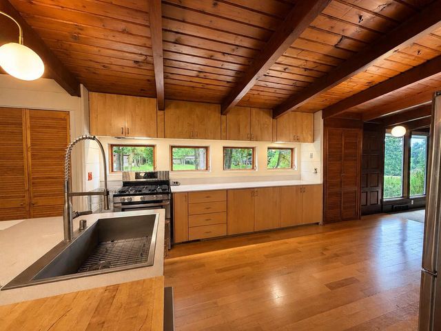 4435 N 148th STREET, Brookfield, WI 53005