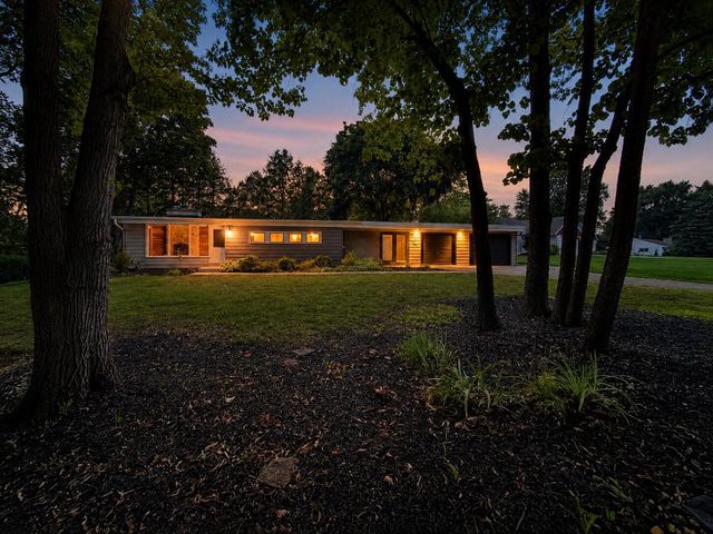 4435 N 148th STREET, Brookfield, WI 53005