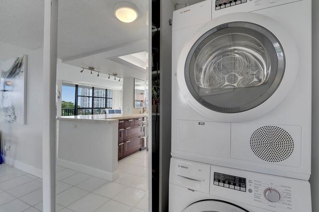 600 Parkview Drive 531, Hallandale Beach, FL 33009
