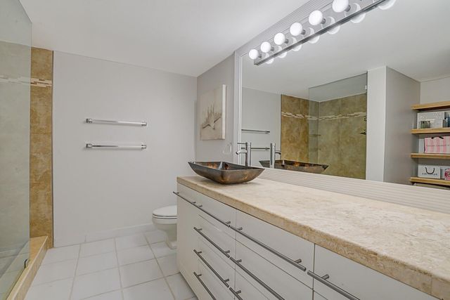 600 Parkview Drive 531, Hallandale Beach, FL 33009