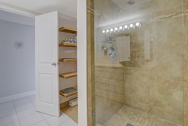 600 Parkview Drive 531, Hallandale Beach, FL 33009